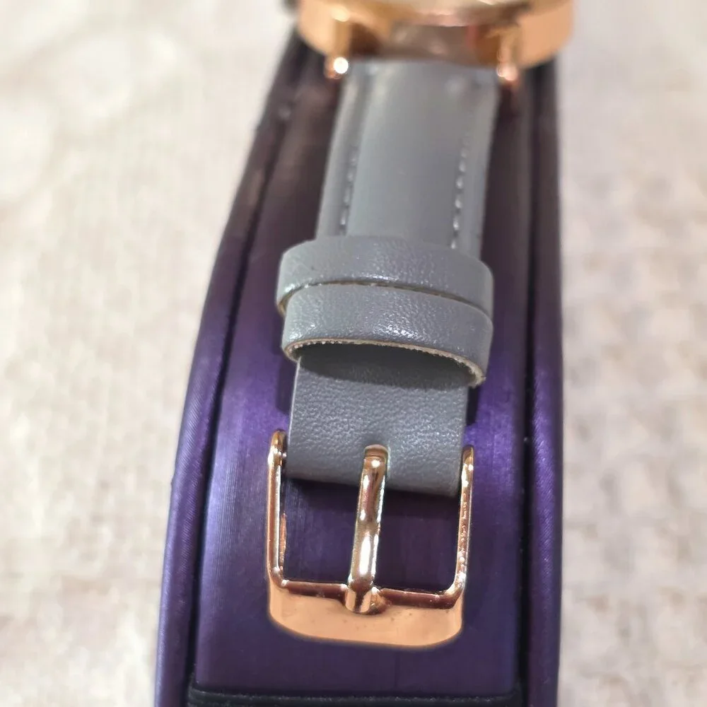 Rose Gold Pink Brushed Silver Face Gray Band Round Women's Wrist Watch Running